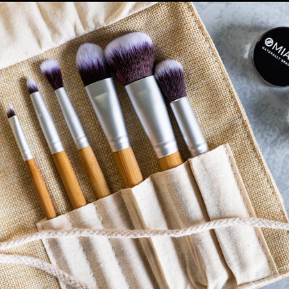 Omiana Beauty Brushes Vegan Deluxe Eyeshadow & Blending Brush